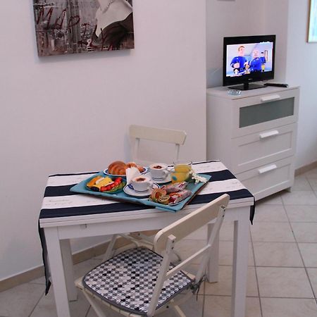 B&B Darsena ポッツオーリ エクステリア 写真