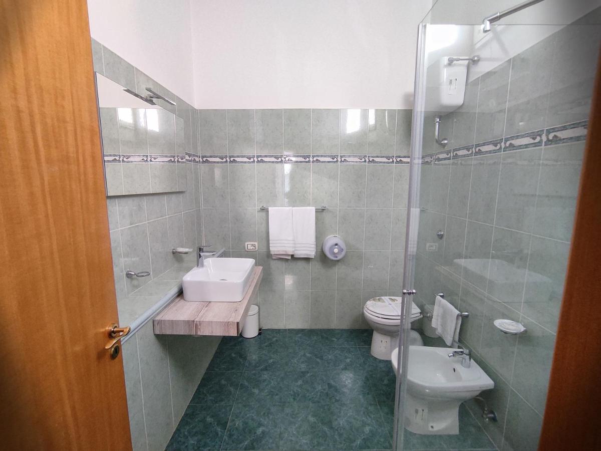 B&B Darsena ポッツオーリ エクステリア 写真